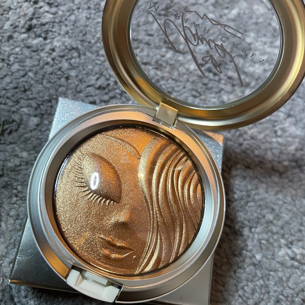 MAC Mariah Carey Extra Dimension Skinfinish